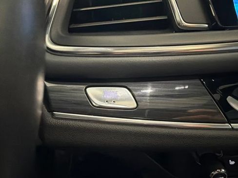 Used 2023 Buick Enclave Essence w/ Experience Buick Package AWD/4WD image 25