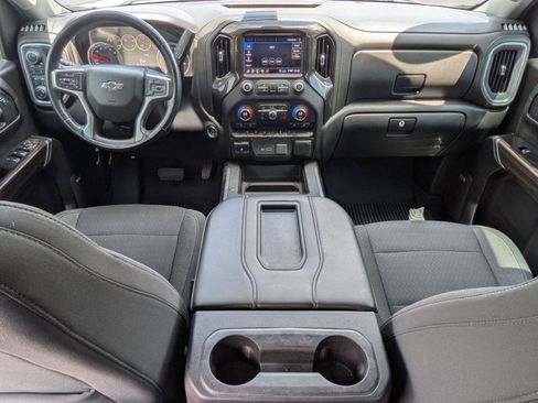 Used 2020 Chevrolet Silverado 1500 LT Trail Boss AWD/4WD image 29