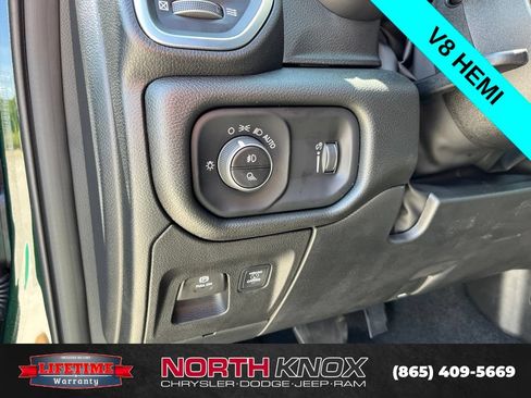 New 2026 RAM 1500 Express AWD/4WD image 6