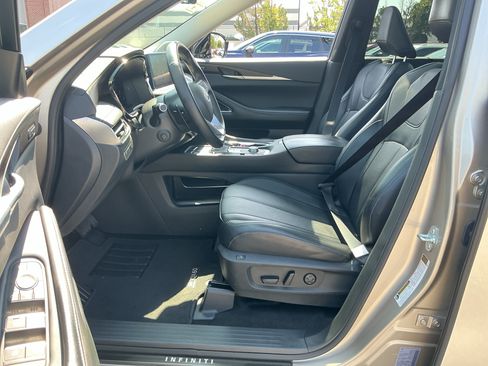 Used 2025 INFINITI QX60 Sensory w/ Vision Package AWD/4WD image 12