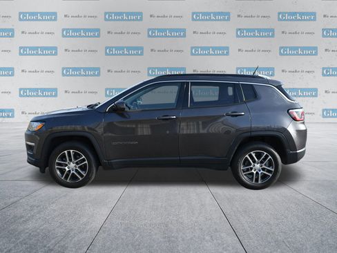 Used 2018 Jeep Compass Latitude w/ Cold Weather Group image 8
