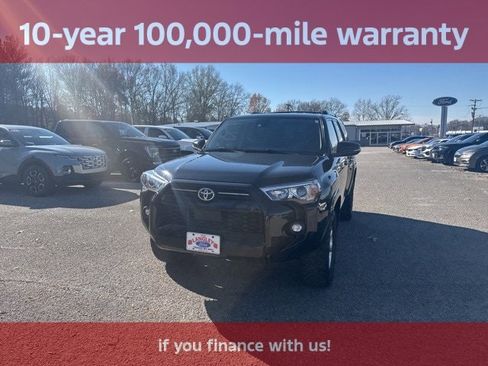 Used 2022 Toyota 4Runner SR5 Premium w/ Moonroof Package image 4