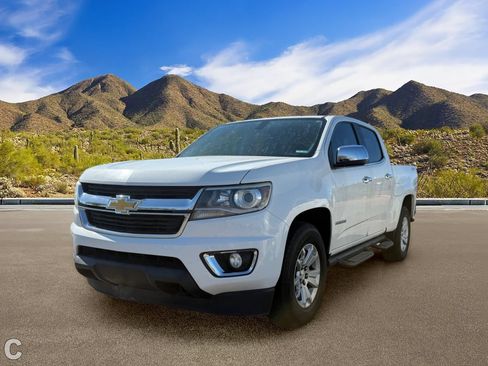 Used 2016 Chevrolet Colorado LT w/ Luxury Package, Chrome AWD/4WD image 2