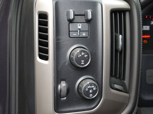 Used 2015 GMC Sierra 2500 Denali image 5