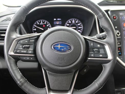 Used 2025 Subaru Ascent Limited AWD/4WD image 11