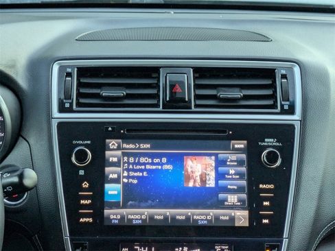 Used 2018 Subaru Outback 2.5i Limited image 18