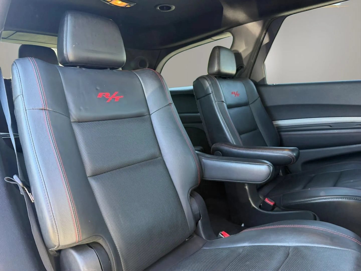 Used 2018 Dodge Durango R/T w/ Blacktop Package RWD image 19