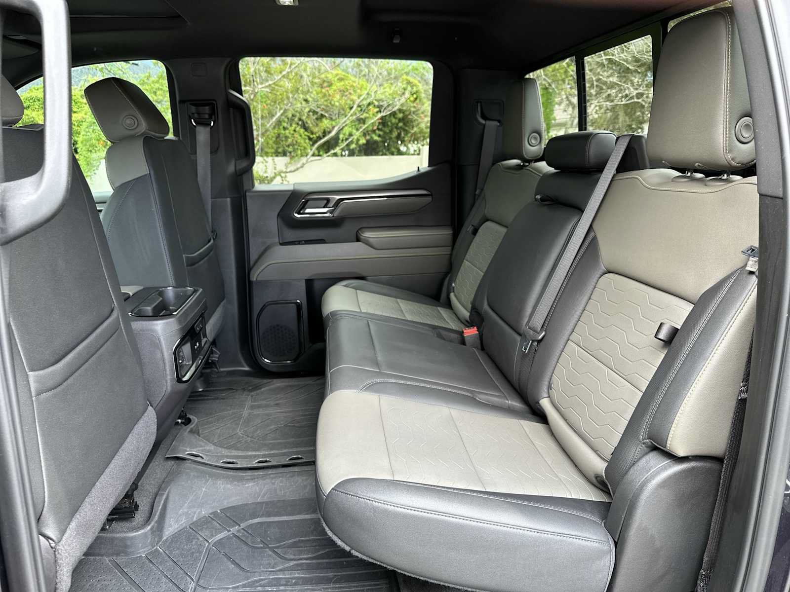 Certified 2024 Chevrolet Silverado 1500 ZR2 w/ Technology Package AWD/4WD image 17