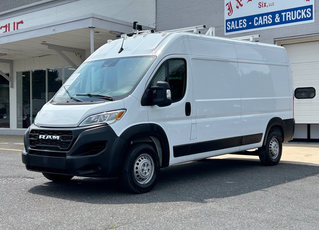 Used 2024 RAM ProMaster 2500 FWD image 3