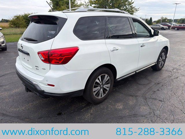 Used 2017 Nissan Pathfinder SV w/ SV Tech Package AWD/4WD image 6