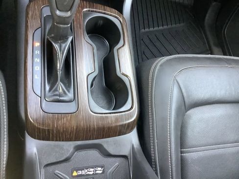 Used 2020 GMC Canyon Denali image 37