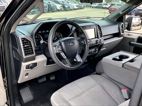 Used 2019 Ford F150 XLT image 18