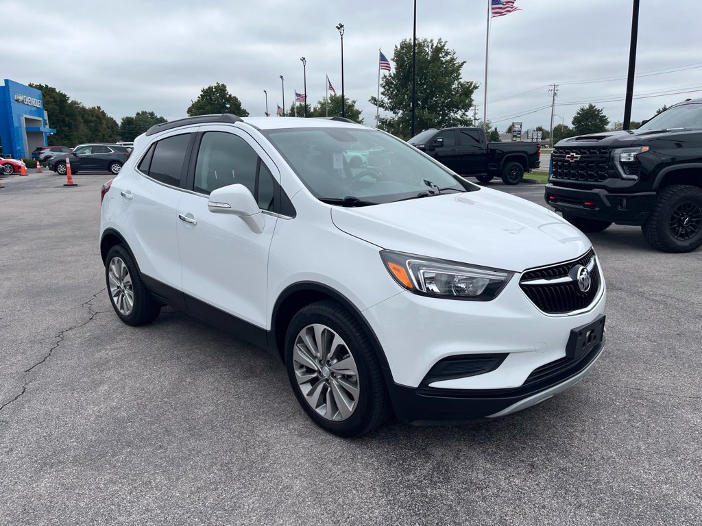 Used 2017 Buick Encore Preferred FWD image 2