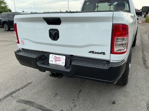 Used 2024 RAM 3500 Tradesman w/ Snow Chief Group AWD/4WD image 15