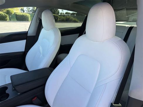 Used 2021 Tesla Model 3 Long Range image 28