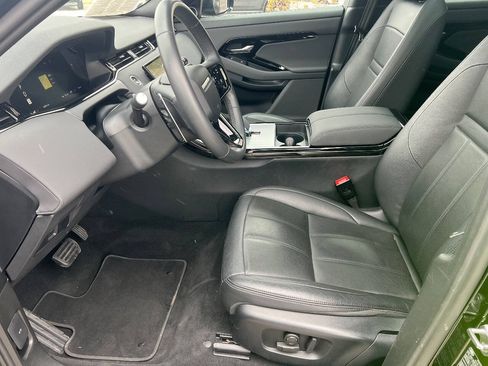 Used 2024 Land Rover Range Rover Evoque S AWD/4WD image 18