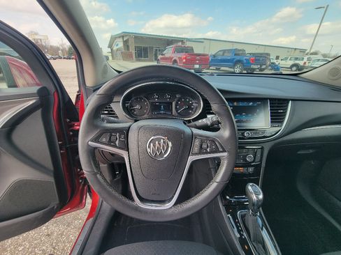 Used 2018 Buick Encore Preferred image 12