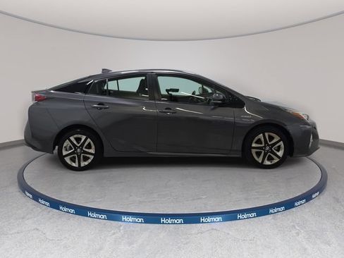 Used 2016 Toyota Prius Three Touring FWD image 5