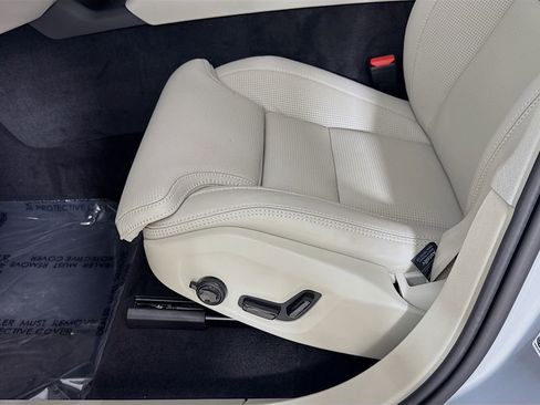 New 2026 Volvo XC90 T8 Ultra w/ Protection Package Premier image 20