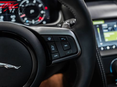 Used 2024 Jaguar F-TYPE R-Dynamic image 31