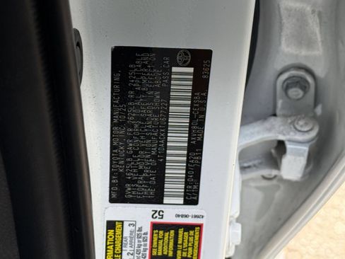 Used 2026 Toyota Camry SE FWD image 22