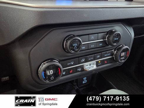 Used 2025 Ford Bronco Outer Banks AWD/4WD image 19