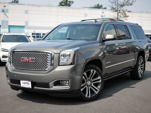 Used 2017 GMC Yukon XL Denali w/ Open Road Package AWD/4WD image 5