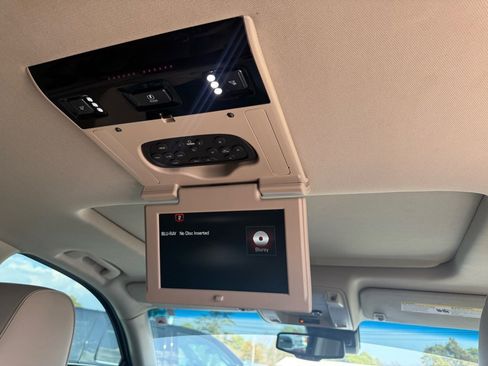 Used 2015 GMC Yukon Denali w/ Open Road Package image 16