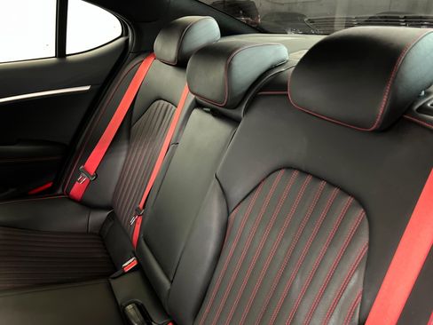 Used 2023 Genesis G70 2.0T w/ Sport Prestige Package image 20