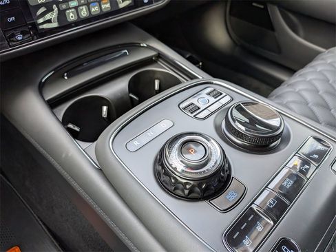 New 2026 Genesis G90 3.5T Prestige image 23