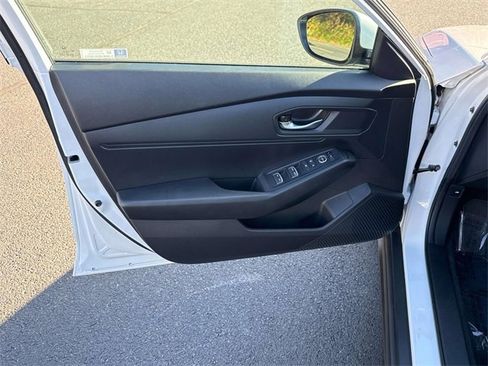 Used 2025 Honda Accord LX image 10