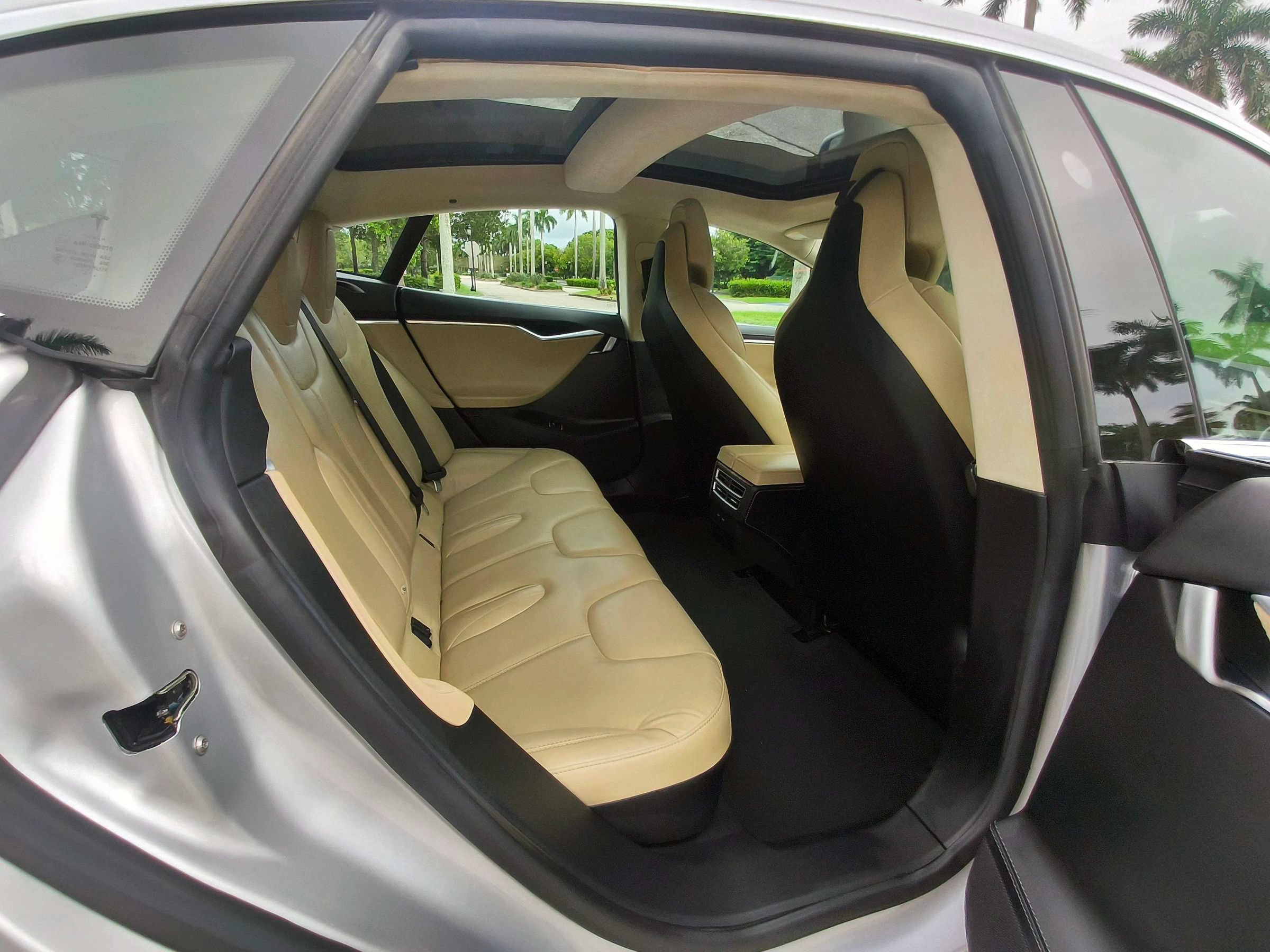 Used 2017 Tesla Model S 100D AWD/4WD image 17