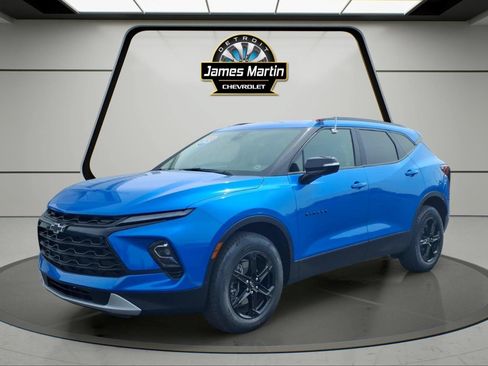 Certified 2025 Chevrolet Blazer LT w/ Midnight/Sport Edition AWD/4WD image 1
