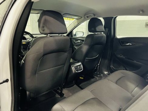 Used 2024 Chevrolet Malibu LT image 25