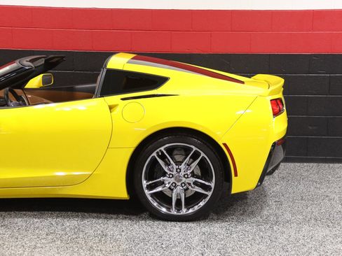 Used 2014 Chevrolet Corvette Stingray Coupe w/ 3LT Preferred Equipment Group RWD image 23