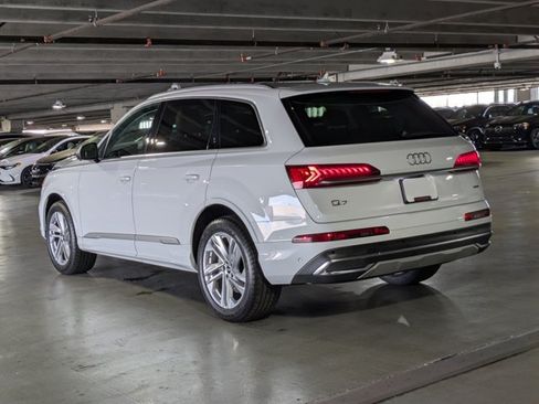 Used 2022 Audi Q7 2.0T Premium w/ Convenience Package AWD/4WD image 8