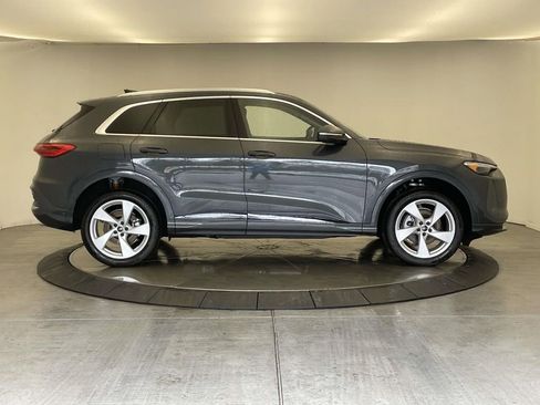 New 2025 Audi Q5 Premium Plus AWD/4WD image 8
