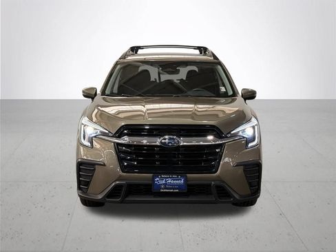 Used 2023 Subaru Ascent Premium w/ Convenience Package AWD/4WD image 4