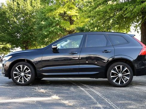 Used 2024 Volvo XC60 B5 Plus w/ Climate Package AWD/4WD image 4