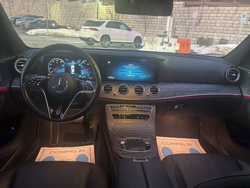 Used 2021 Mercedes-Benz E 350 4MATIC Sedan image 6