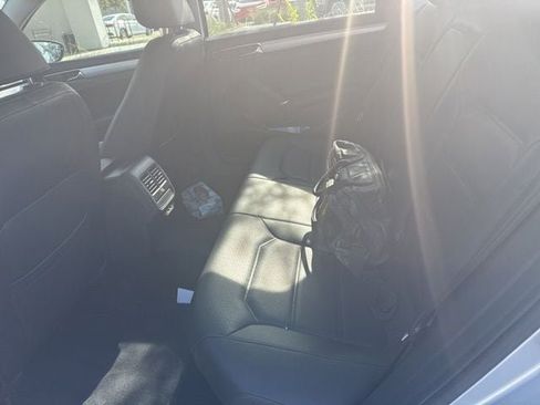 Used 2019 Volkswagen Passat 2.0T Wolfsburg FWD image 4