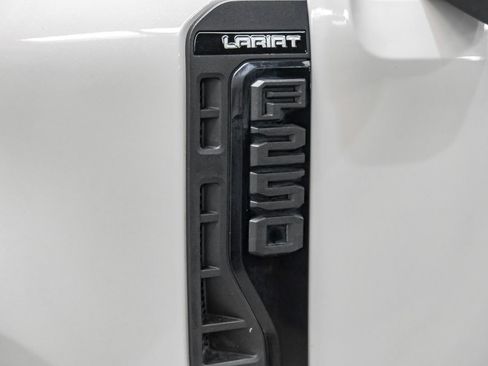 Used 2024 Ford F250 Lariat w/ Lariat Ultimate Package AWD/4WD image 52