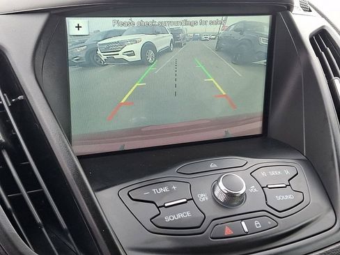 Used 2016 Ford Escape SE w/ Equipment Group 201A image 18