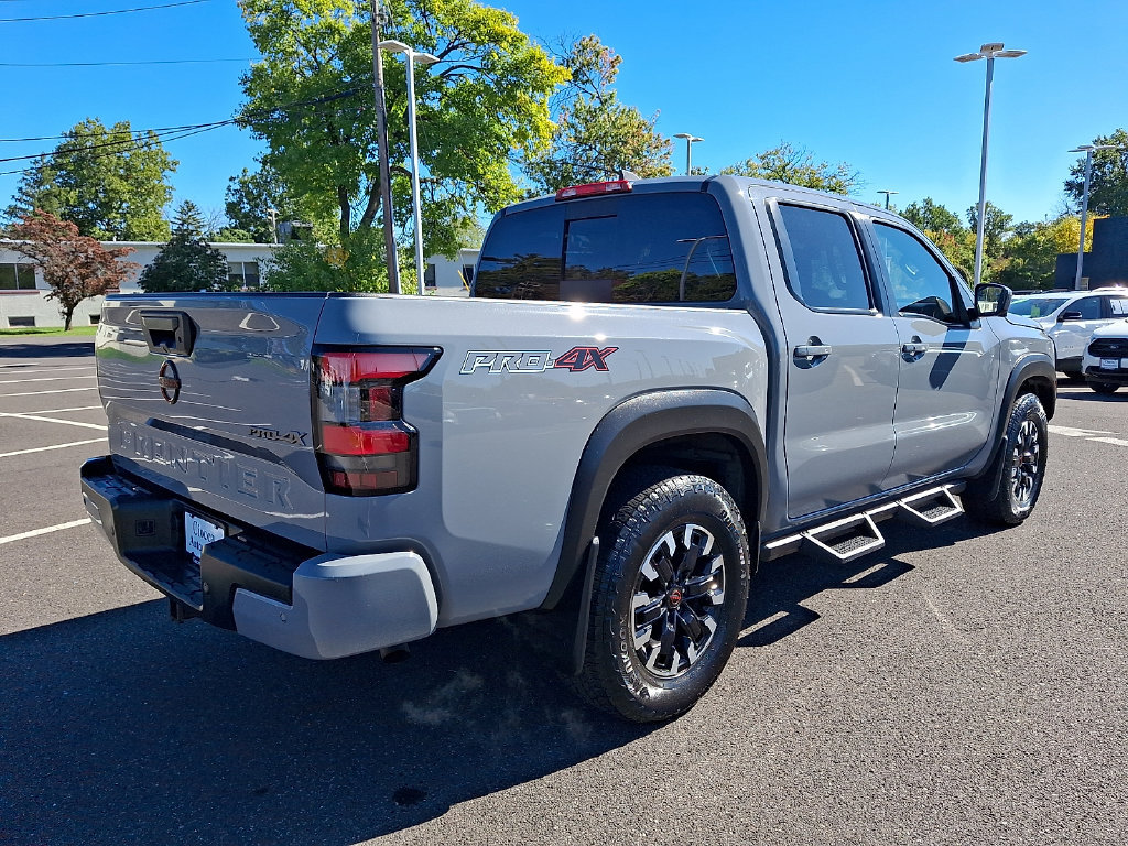 Used 2023 Nissan Frontier PRO-4X w/ Pro Convenience Package AWD/4WD image 6