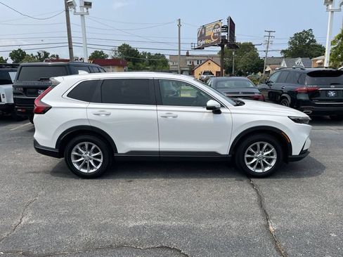 Used 2025 Honda CR-V EX image 11