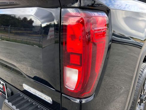 Used 2023 GMC Sierra 1500 Elevation w/ LPO, Elevation Black Package image 29