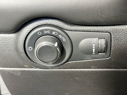 Used 2024 Dodge Durango GT AWD/4WD image 26