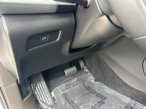 Used 2024 Polestar Polestar 2 w/ Pilot Pack image 30