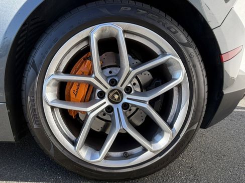 Used 2017 Lamborghini Huracan LP 580-2 image 12