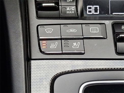 Used 2015 Porsche 911 Turbo image 22